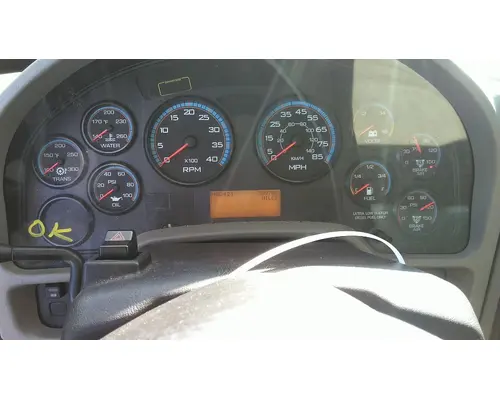 INTERNATIONAL 4300 GAUGE CLUSTER