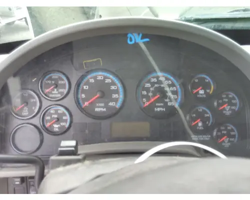 INTERNATIONAL 4300 GAUGE CLUSTER