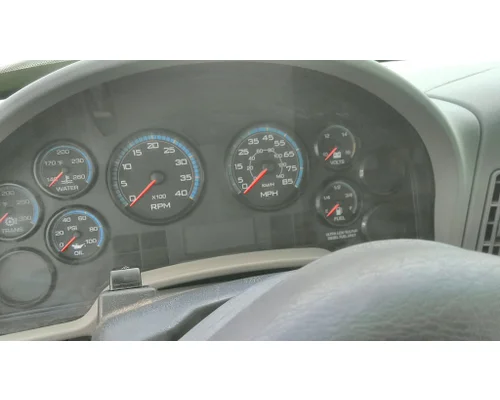 INTERNATIONAL 4300 GAUGE CLUSTER