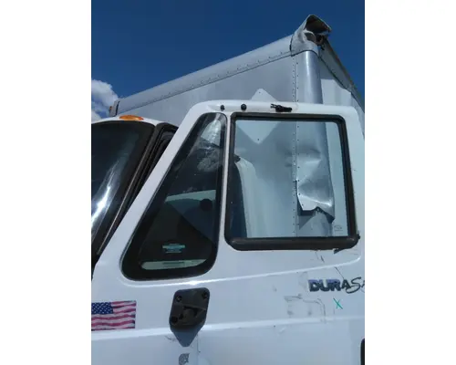 INTERNATIONAL 4300 GLASS, DOOR, FRONT