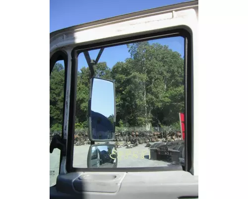 INTERNATIONAL 4300 GLASS, DOOR, FRONT