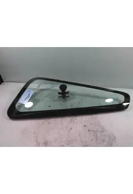 INTERNATIONAL 4300 GLASS, DOOR VENT, FRONT