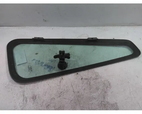 INTERNATIONAL 4300 GLASS, DOOR VENT, FRONT