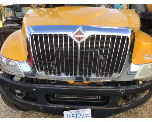 INTERNATIONAL 4300 GRILLE