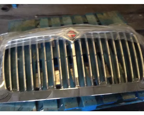 INTERNATIONAL 4300 GRILLE