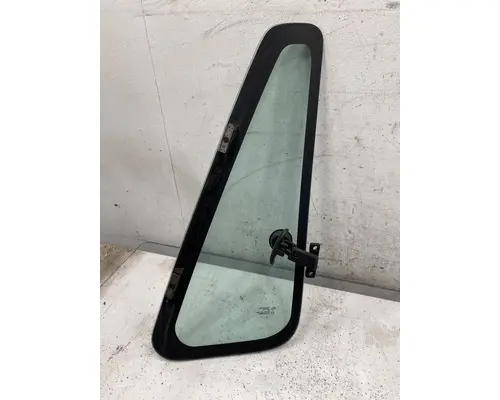 INTERNATIONAL 4300 Glass
