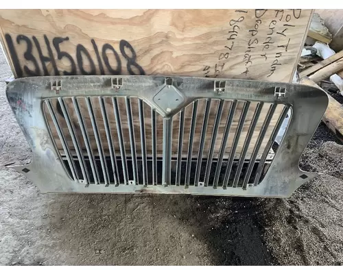 INTERNATIONAL 4300 Grille
