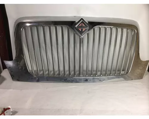 INTERNATIONAL 4300 Grille