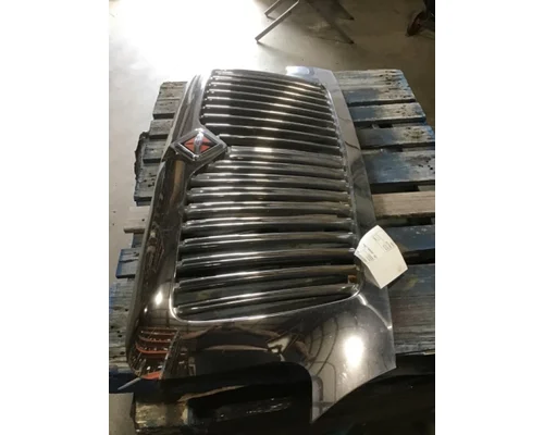INTERNATIONAL 4300 Grille