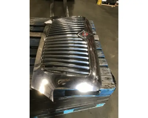 INTERNATIONAL 4300 Grille