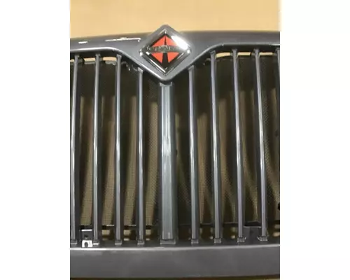 INTERNATIONAL 4300 Grille