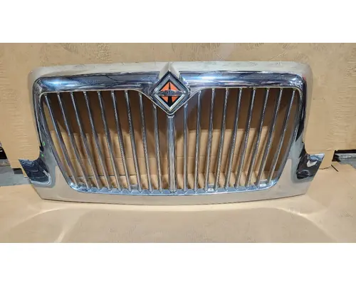INTERNATIONAL 4300 Grille