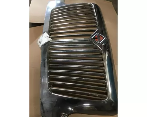 INTERNATIONAL 4300 Grille