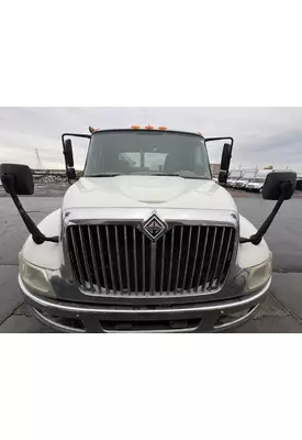 INTERNATIONAL 4300 Grille
