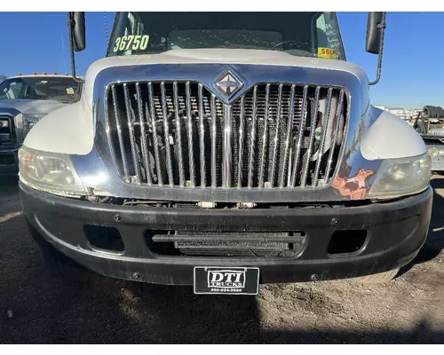 INTERNATIONAL 4300 Grille