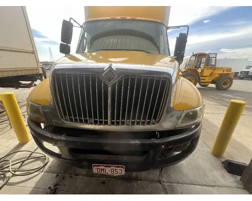 INTERNATIONAL 4300 Grille