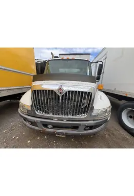 INTERNATIONAL 4300 Grille