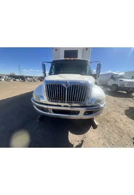 INTERNATIONAL 4300 Grille