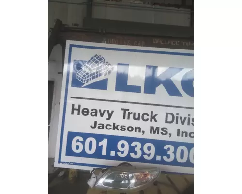 INTERNATIONAL 4300 HEADLAMP ASSEMBLY