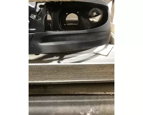 INTERNATIONAL 4300 HOOD ASSEMBLY