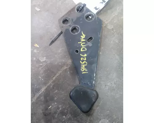 INTERNATIONAL 4300 HOOD BRACKET