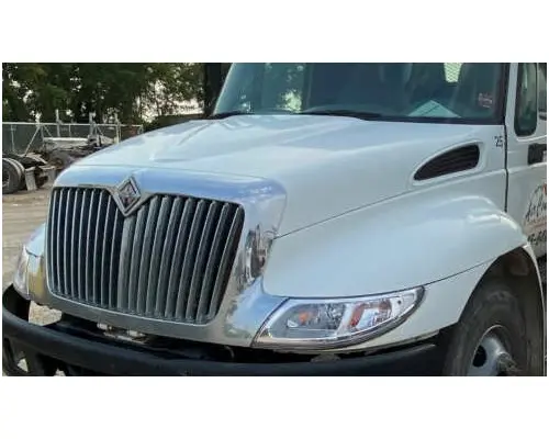 INTERNATIONAL 4300 HOOD