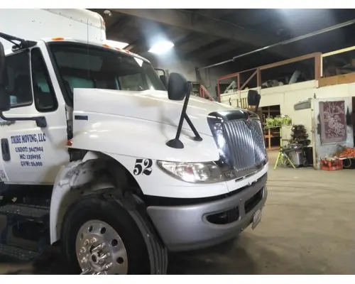 INTERNATIONAL 4300 HOOD