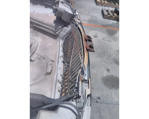 INTERNATIONAL 4300 HOOD