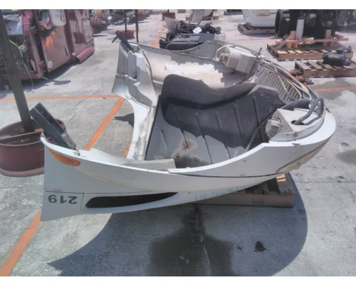 INTERNATIONAL 4300 HOOD