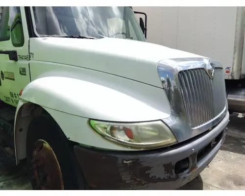 INTERNATIONAL 4300 HOOD