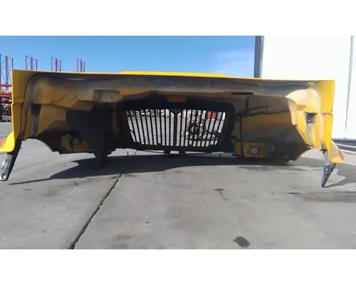 INTERNATIONAL 4300 HOOD