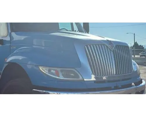INTERNATIONAL 4300 HOOD