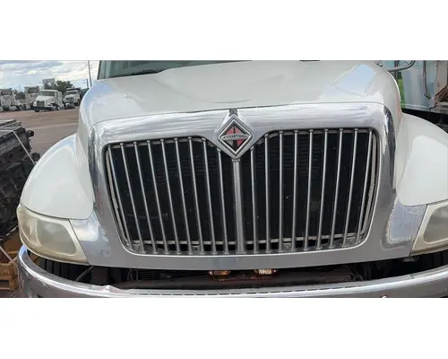 INTERNATIONAL 4300 HOOD