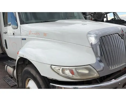 INTERNATIONAL 4300 HOOD