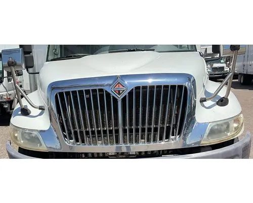 INTERNATIONAL 4300 HOOD
