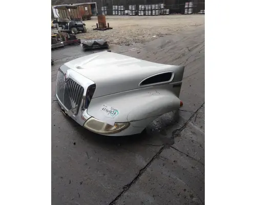 INTERNATIONAL 4300 HOOD