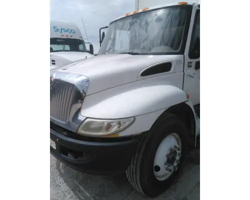 INTERNATIONAL 4300 HOOD