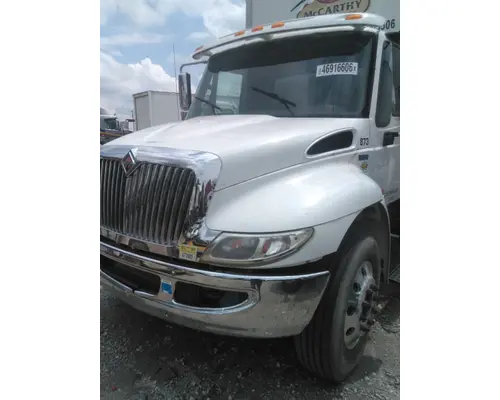 INTERNATIONAL 4300 HOOD