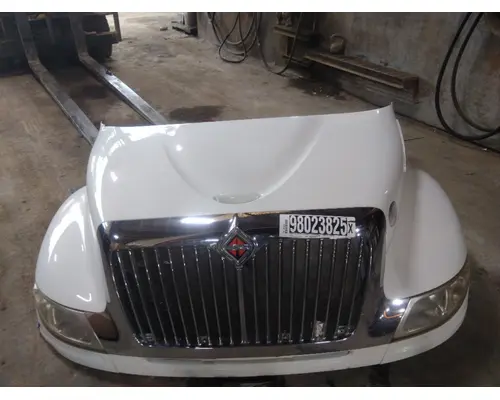 INTERNATIONAL 4300 HOOD