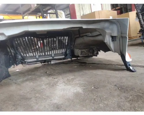 INTERNATIONAL 4300 HOOD