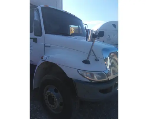 INTERNATIONAL 4300 HOOD