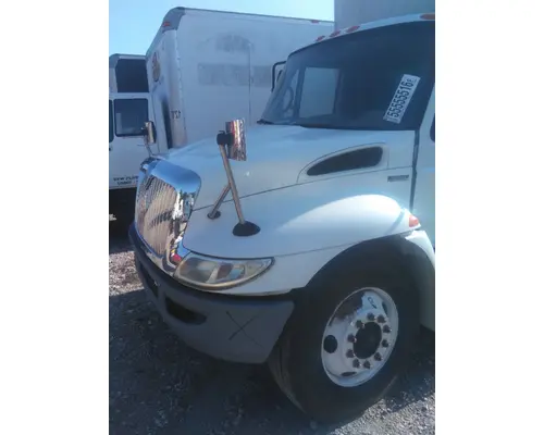 INTERNATIONAL 4300 HOOD
