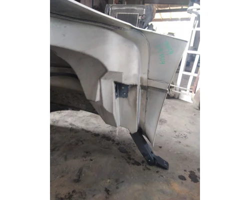 INTERNATIONAL 4300 HOOD