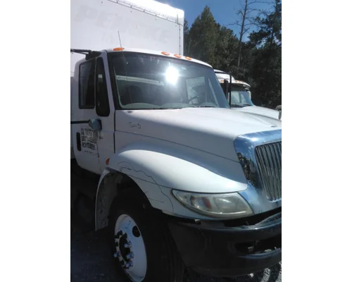 INTERNATIONAL 4300 HOOD
