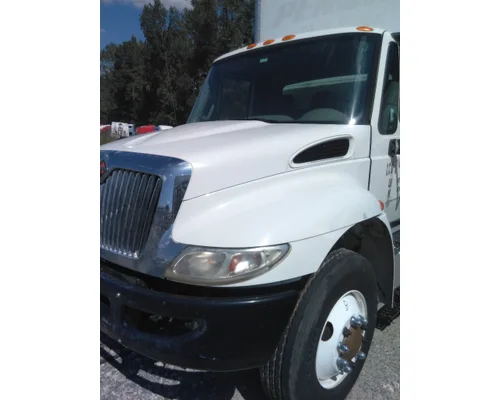 INTERNATIONAL 4300 HOOD