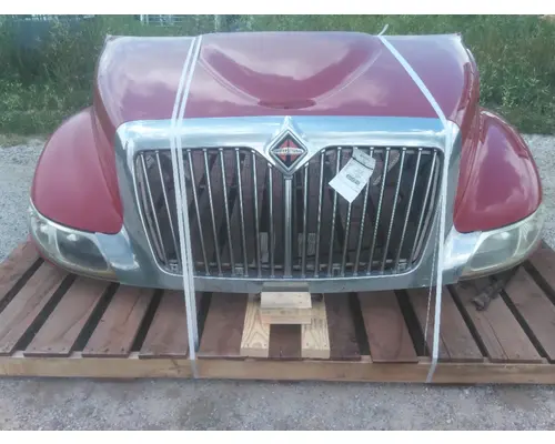 INTERNATIONAL 4300 HOOD