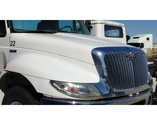 INTERNATIONAL 4300 HOOD