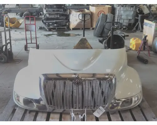 INTERNATIONAL 4300 HOOD