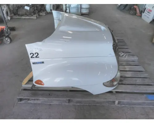 INTERNATIONAL 4300 HOOD