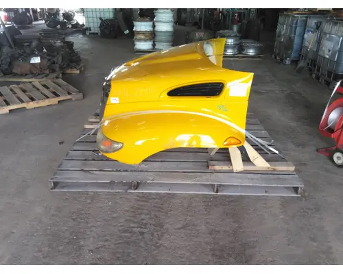 INTERNATIONAL 4300 HOOD